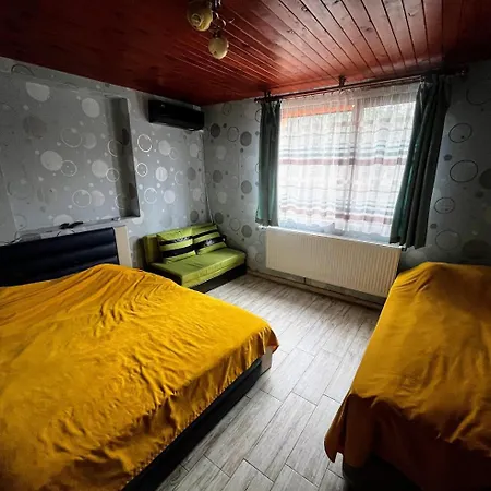 Gasthuis At Chorbadzhiykata Kalofer